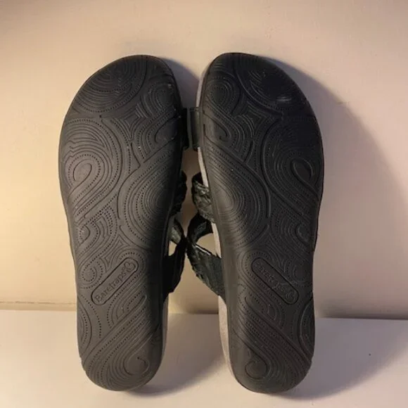 Womens BareTraps® Jonelle Sandals size 7 New - Picture 2 of 4